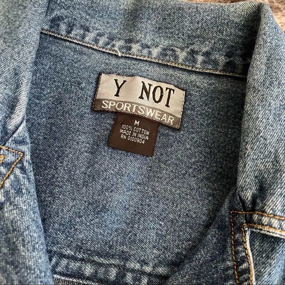 SOLD Vintage 💗 Y NOT Sportswear Blue Denim Vest with Pockets Women's Size: Med - Picture 5 of 10